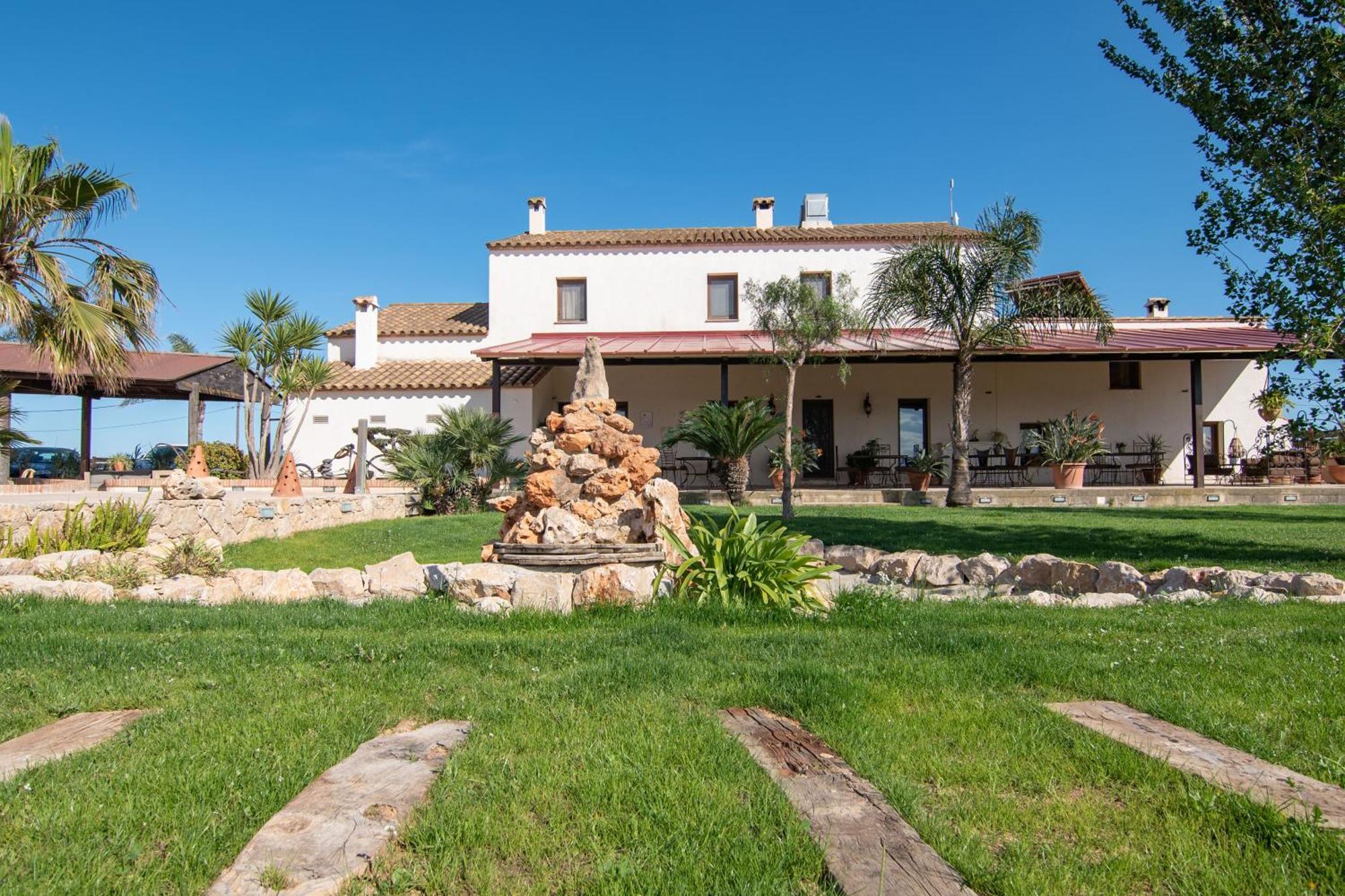 Masia Tinet Deltebre Bagian luar foto